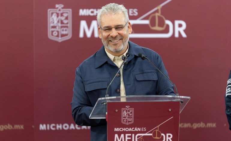 Anuncia Bedolla inversión de 50 mdp para rehabilitar el Boulevard Industrial de Uruapan.