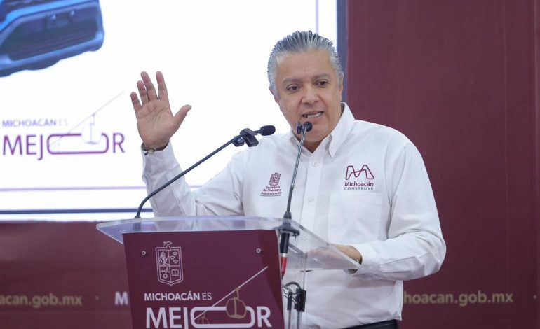 Más de un millón de trámites de refrendo realizados sin multas: Luis Navarro.