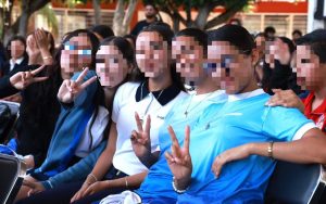 Carlos Torres Piña intensifica cruzada por la seguridad digital: más de mil 500 estudiantes en Tangamandapio se suman al llamado.<br>