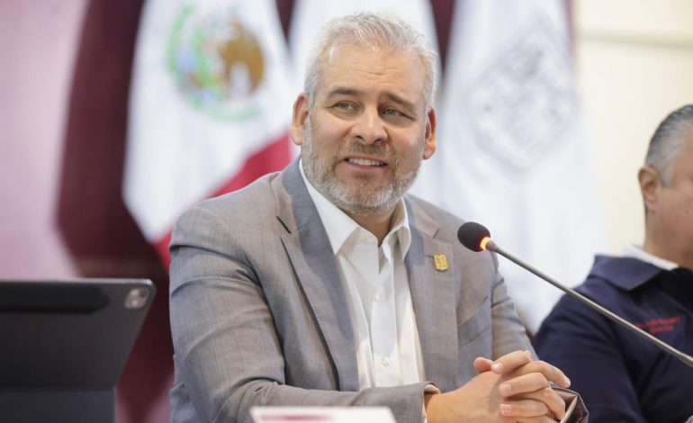 Michoacán mantendrá calendario escolar oficial; clases concluyen el 15 de julio: Bedolla.
