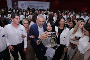 Bedolla activa 127 Centros Libre para una vida sin violencia contra las mujeres.