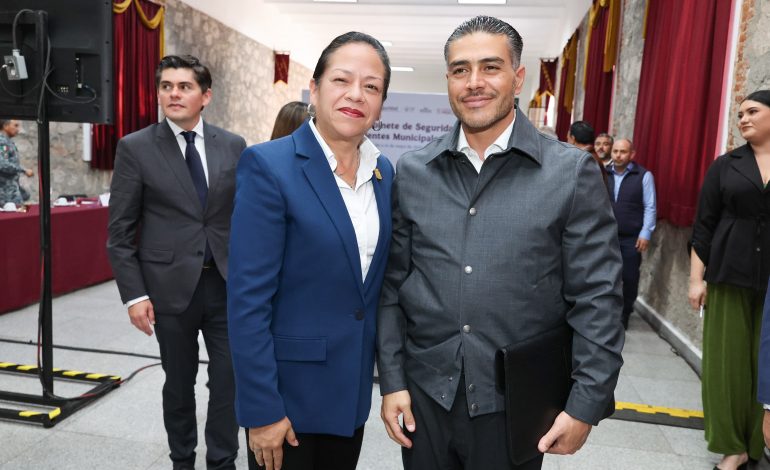 Jeovana Alcántar se reúne con Omar García Harfuch en encuentro de seguridad.