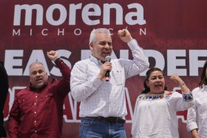 “No hay tiempo para bajar la guardia”: Bedolla convoca a la unidad de Morena desde Puruándiro<br>