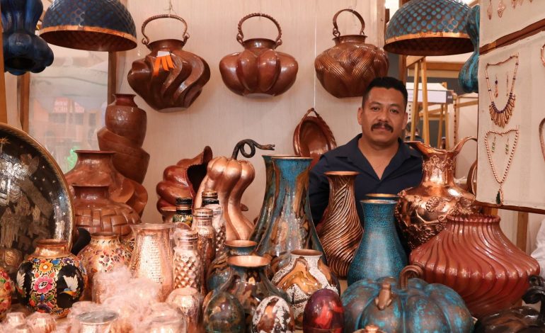 El arte popular de 20 comunidades estará presente en el Jalo Futbolero.
