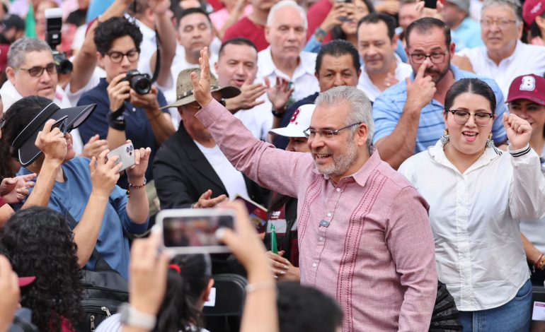 Desde Morelia respalda Bedolla a Sheinbaum y llama a la defensa de la soberanía nacional.