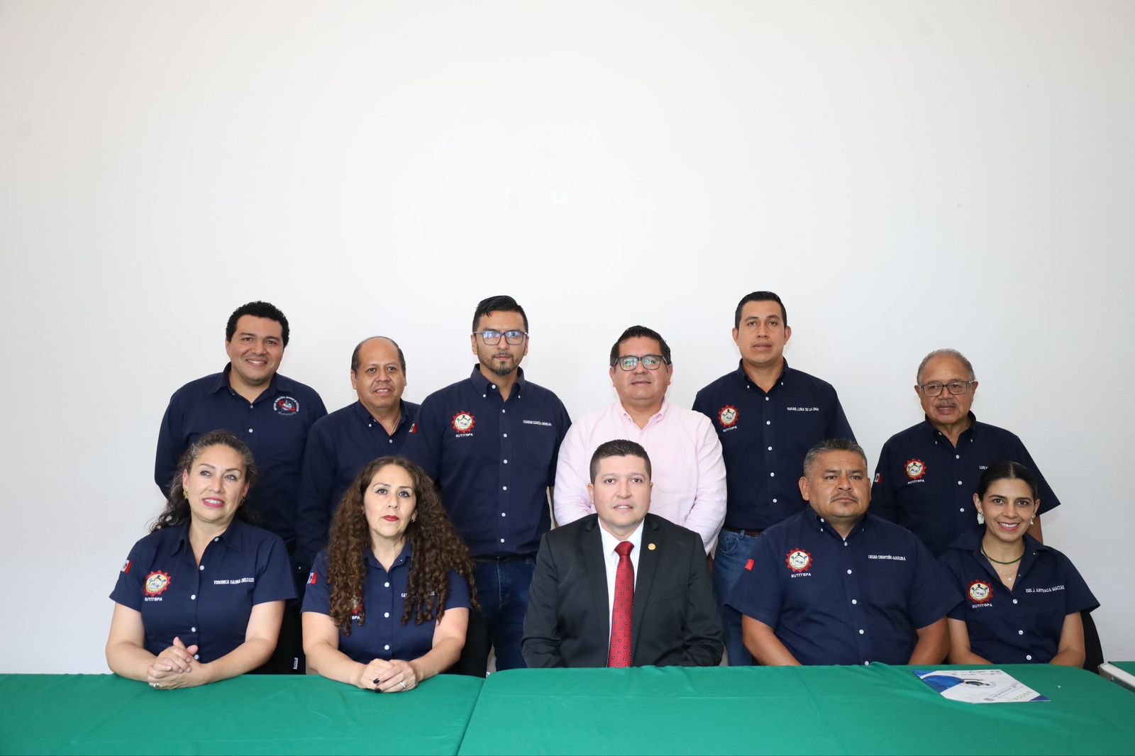 Atiende Vicente Gómez a docentes de educación superior