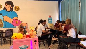 Cecytem San Lucas fortalece proyectos de emprendimiento con taller de innovación