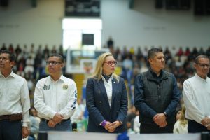 A CREER EN SÍ MISMOS, INVITÓ YARABÍ ÁVILA A ASPIRANTES QUE REALIZAN EL EXAMEN DE ADMISIÓN A LA UMSNH