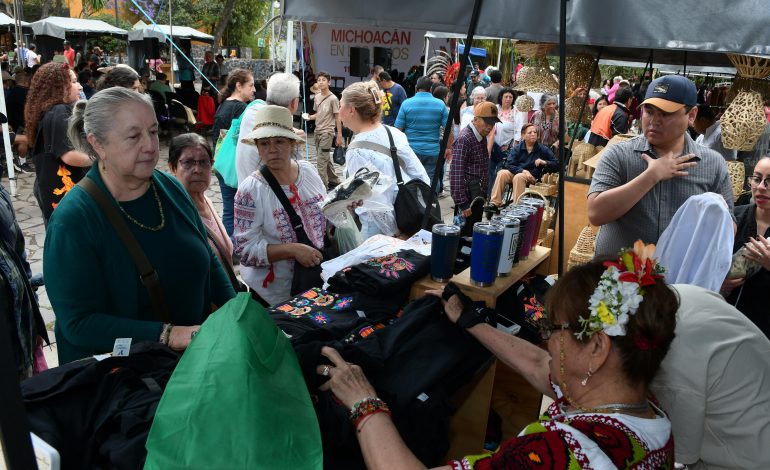 Michoacán regresa a Los Pinos con productos que reflejan la identidad del estado