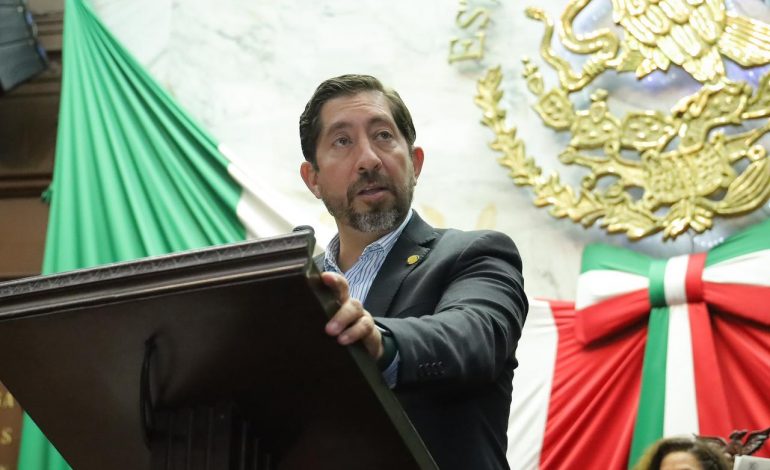 Abraham Espinoza plantea reforma para que servicio social de estudiantes sirva para fortalecer el cuidado ambiental