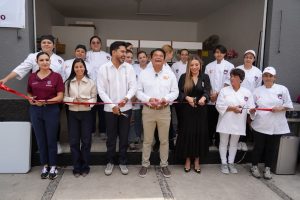 Fortalecen prevención del delito con apertura de taller de panaderia en Huandacareo