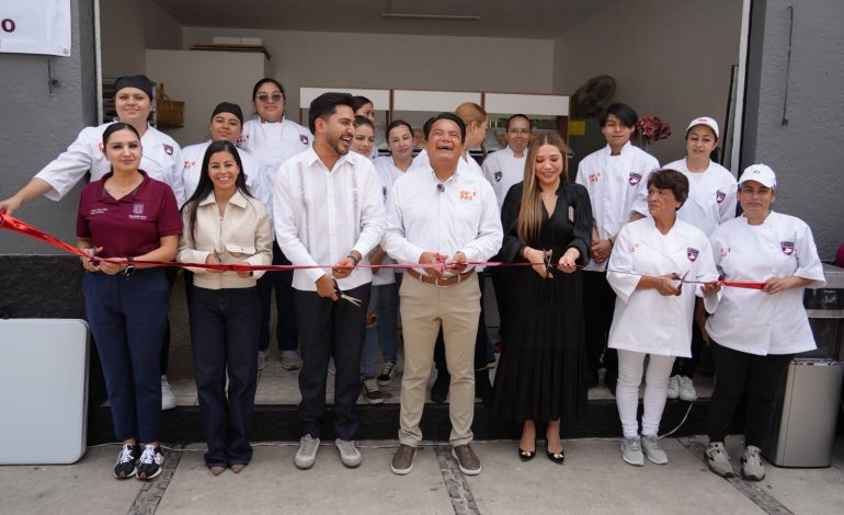 Fortalecen prevención del delito con apertura de taller de panaderia en Huandacareo