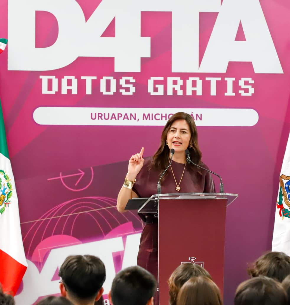 Gabriela Molina impulsa educación con tecnología e innovación