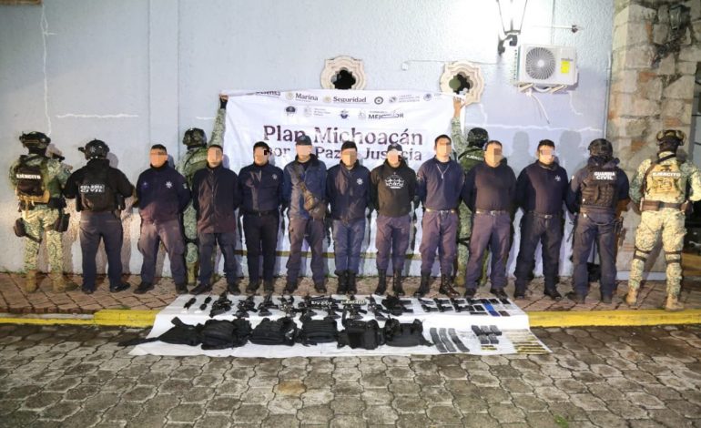 Detienen SSP y Ejército a 9 hombres con armas, uniformes y patrullas clonadas