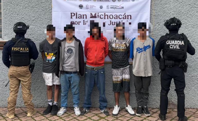 SSP brinda apoyo a FGE en cateo de inmueble en Morelia; hay 5 hombres detenidos