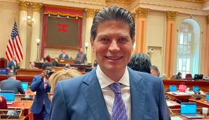 Alfonso Martínez Alcázar inicia intensa gira de trabajo en Sacramento, California