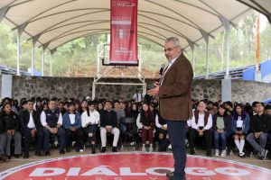Con reforma constitucional “Data Datos Gratis” garantizará internet a 236 mil alumnos en Michoacán
