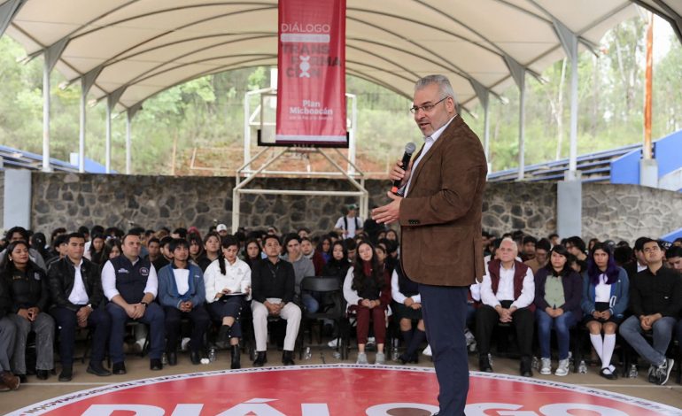 Con reforma constitucional “Data Datos Gratis” garantizará internet a 236 mil alumnos en Michoacán