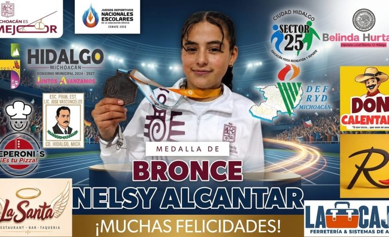 En Juegos Deportivos Escolares 2026 Nelsy Simoneta Alcantar 3er. lugar nacional en Tetratlón