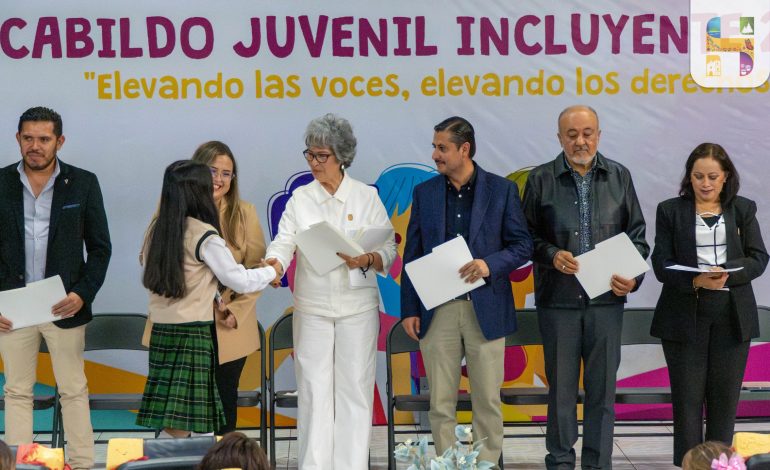 Dr. Omar López Esquivel, Asesor del Ayuntamiento, asistió a la integración del Cabildo Juvenil Incluyente 2026 bajo el lema “Elevando las Voces, Elevando los Derechos”