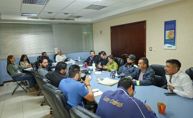 Encabeza Adolfo Torres reunión estratégica con jefas y jefes de sector del Ooapas