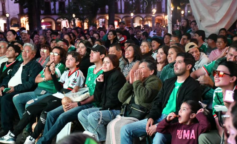 Pátzcuaro vibró con el Jalo Futbolero y celebró el triunfo de México en la justa mundialista