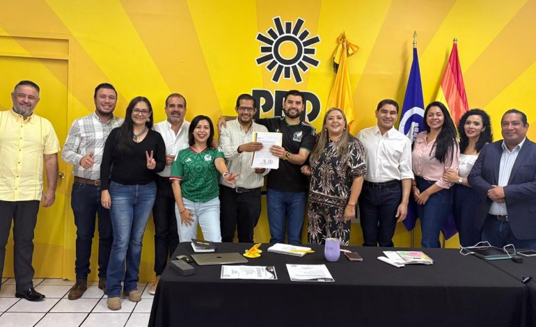 CEE del PRD Michoacán ratifica a Conrado Paz como coordinador de la bancada en el Congreso del Estado