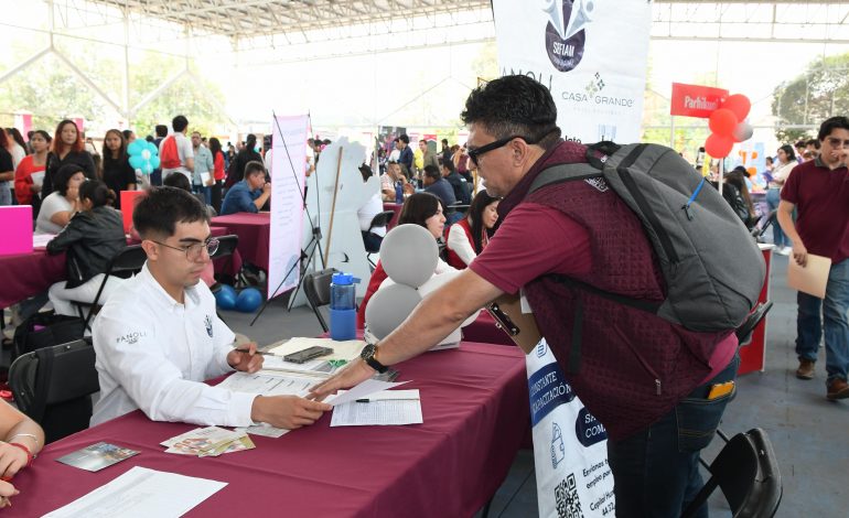 Un empleo formal transforma familias y fortalece comunidades: Sedeco.