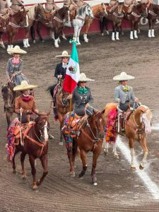 Corona Michoacán a sus nuevas soberanas de la charrería en el Estatal de Escaramuzas 2026.