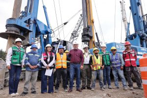 Bedolla supervisa construcción de nuevo hospital del IMSS en Zitácuaro.
