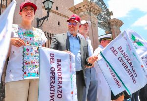 Bedolla y Josefina Rodríguez dan arranque al Operativo de Verano; se esperan 400 mil turistas en Michoacán.<br>