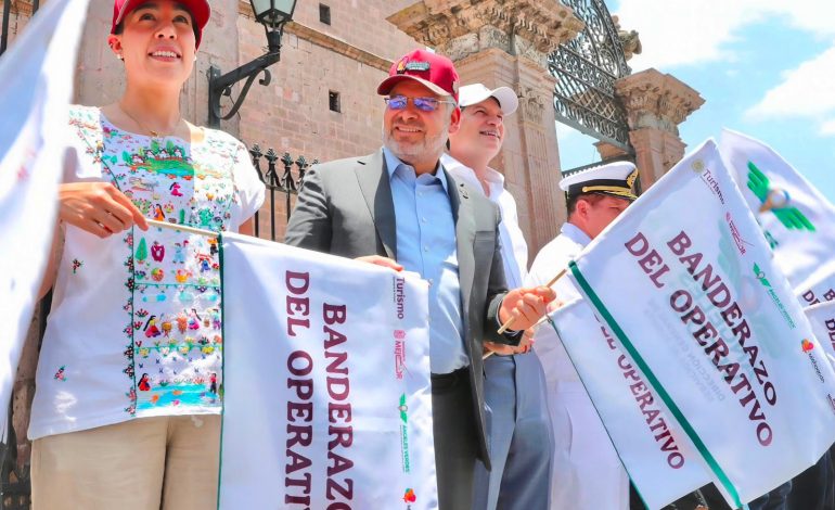 Bedolla y Josefina Rodríguez dan arranque al Operativo de Verano; se esperan 400 mil turistas en Michoacán.