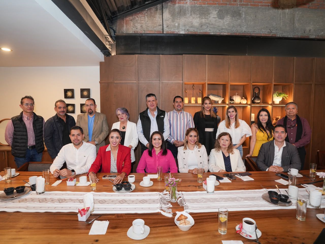 Sector empresarial respalda visión de Gladyz Butanda para Michoacán