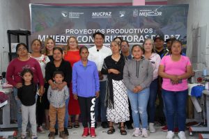 Nuevo taller de confección abre oportunidades productivas para mujeres de Erongarícuaro