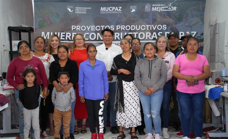 Nuevo taller de confección abre oportunidades productivas para mujeres de Erongarícuaro