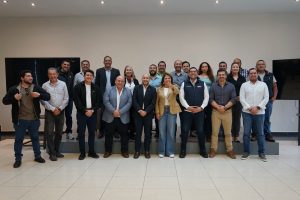 Constructores se reúnen con Fabiola Alanís y respaldan agenda de infraestructura de la 4T en Michoacán