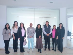 Director de unidad profesional se reúne con directivos de prepas