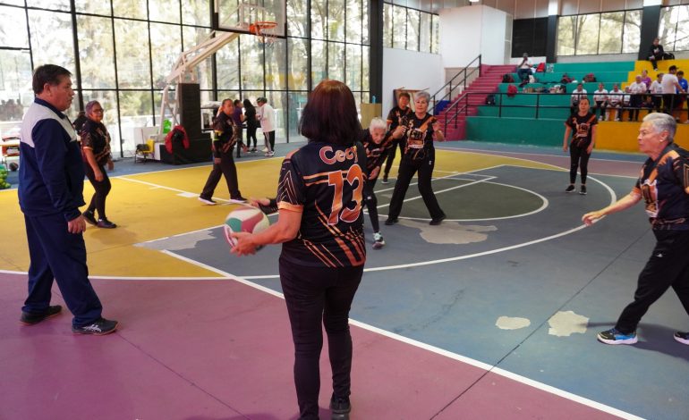 Primer Encuentro Estatal de Cachibol reúne a 14 equipos de personas adultas mayores