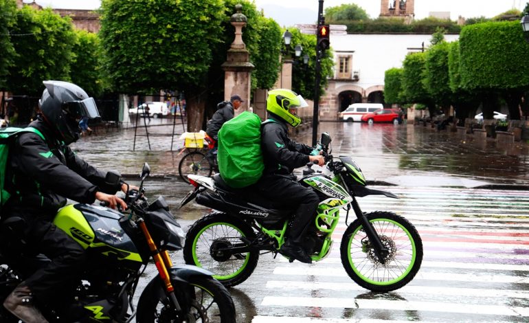 Conducir con exceso de velocidad aumenta el riesgo de lesiones graves en motociclistas: SSM