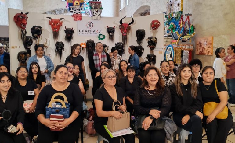 Seimujer impulsa autonomía económica de las mujeres en Charo con la Escuela de Saberes