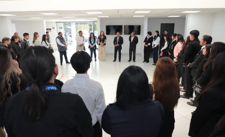 Reciben estudiantes de la Universidad ICEP, campus Pátzcuaro, visita guiada en instalaciones de la FGE