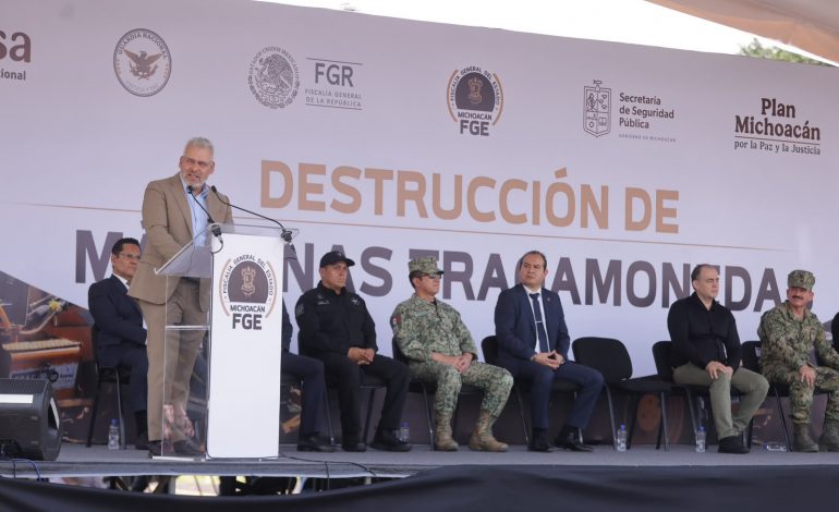 Michoacán frena ingreso mensual de 8.6 mdp al crimen con la destrucción de 721 tragamonedas: Bedolla