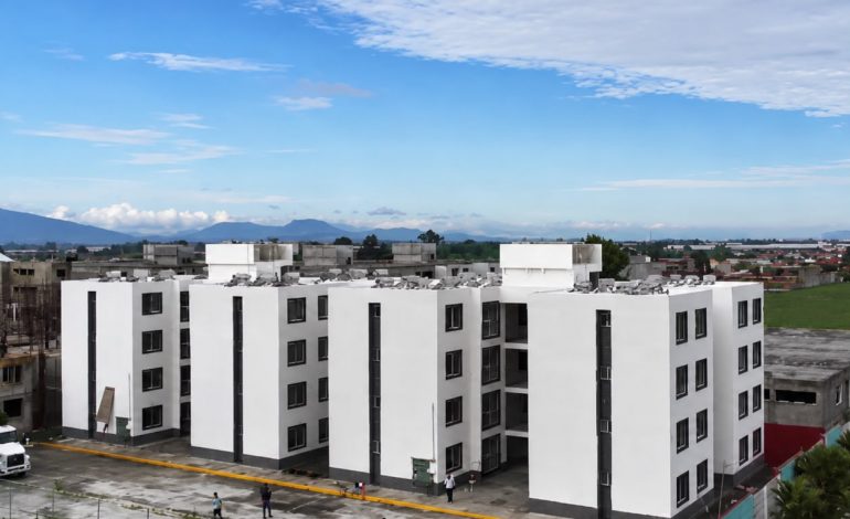 Familias vulnerables y madres autónomas cumplirán el sueño de tener casa propia en Michoacán