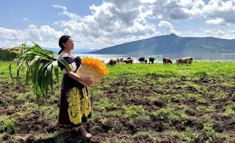 Impulsan riqueza cultural con equipamiento a cocineras tradicionales y ecoturismo