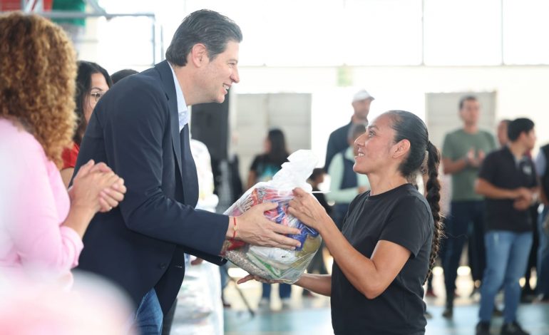 Alfonso Martínez Alcázar pone en marcha programa “Alimentación para el Bien Común”
