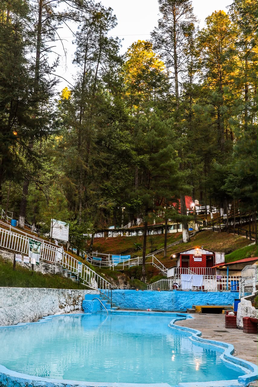 Rancho Viejo invita a disfrutar sus aguas termales en Los Azufres