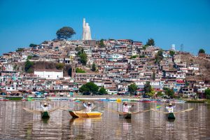 Pátzcuaro, Tzintzuntzan y Santa Clara del Cobre: El corazón del legado purépecha te espera este verano