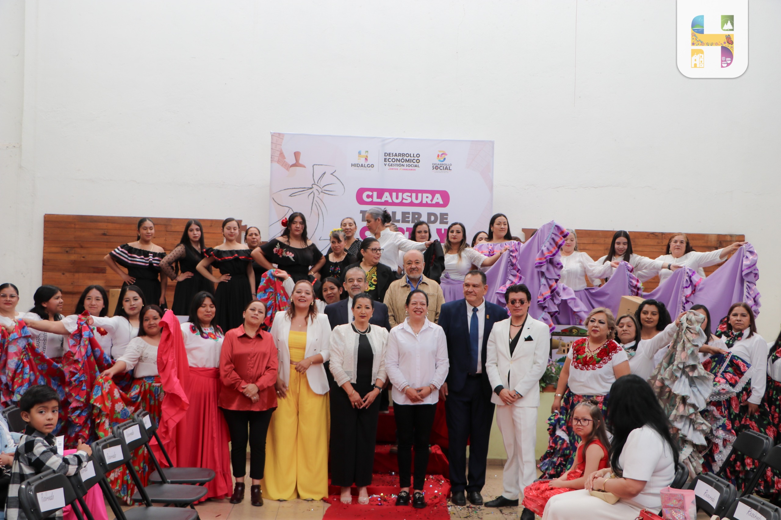 Jeovana Alcántar clausura taller de corte y confección que impulsa el autoempleo de 43 mujeres en Hidalgo