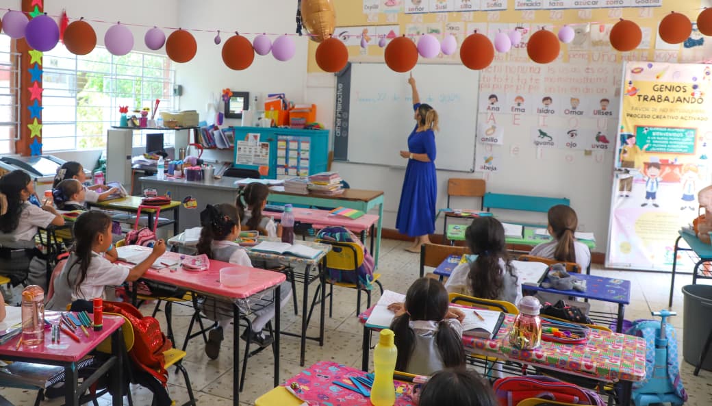 Con Mochila Digital, familias pueden descargar boletas y certificados en cualquier momento