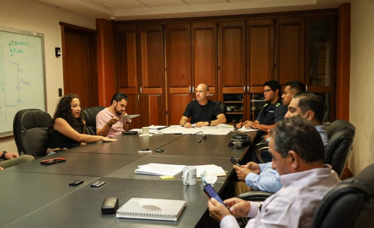 Adolfo Torres fortalece el trabajo conjunto con vecinas y vecinos de Hacienda Ciprés